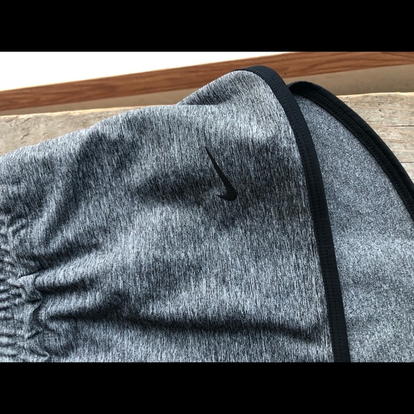 Nike track running gym shorts - Picture 2 of 6